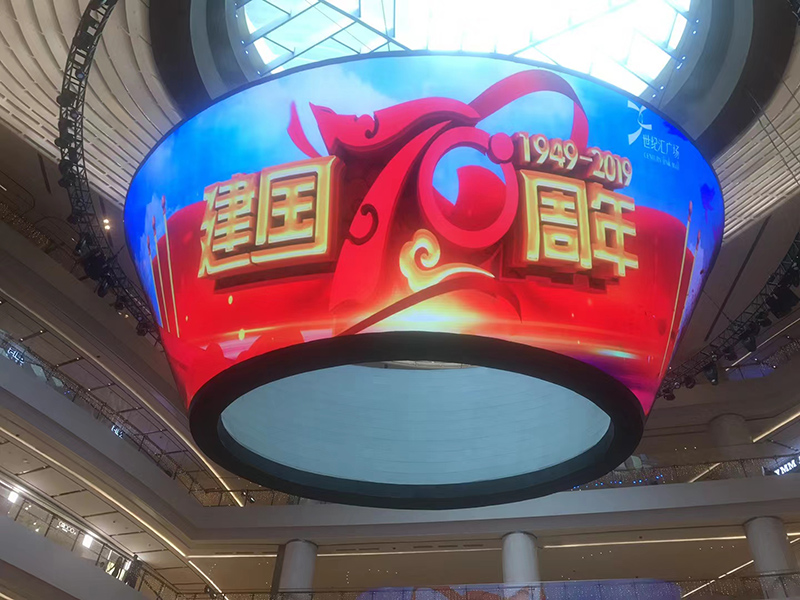 公司花20萬裝修的會(huì)議室，竟被客戶吐槽‘像網(wǎng)吧’？高級(jí)感會(huì)議室的屏幕選擇秘訣”